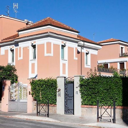 I Villini Del Pigneto Bed & Breakfast Rome Exterior photo