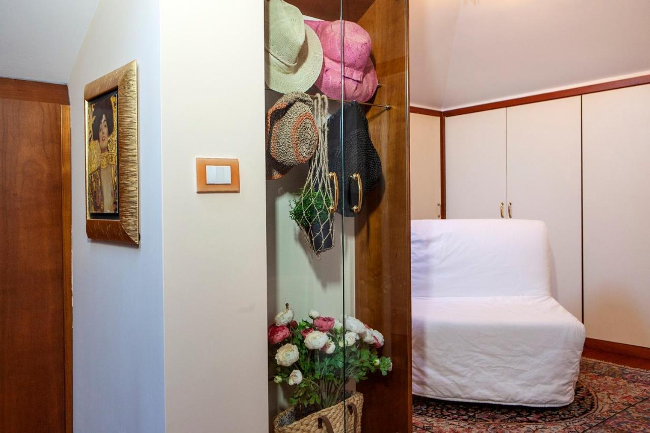 I Villini Del Pigneto Bed & Breakfast Rome Exterior photo
