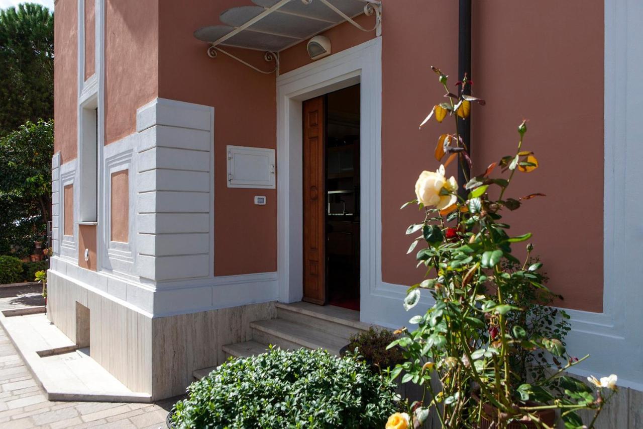 I Villini Del Pigneto Bed & Breakfast Rome Exterior photo